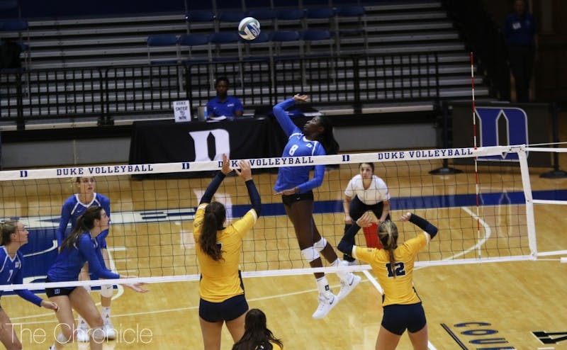 duke volleyball falls to north carolina in five-set battle