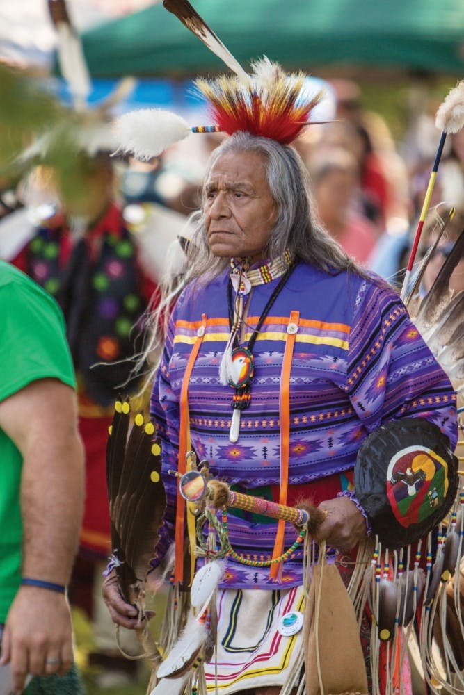 PowWow_RGB00