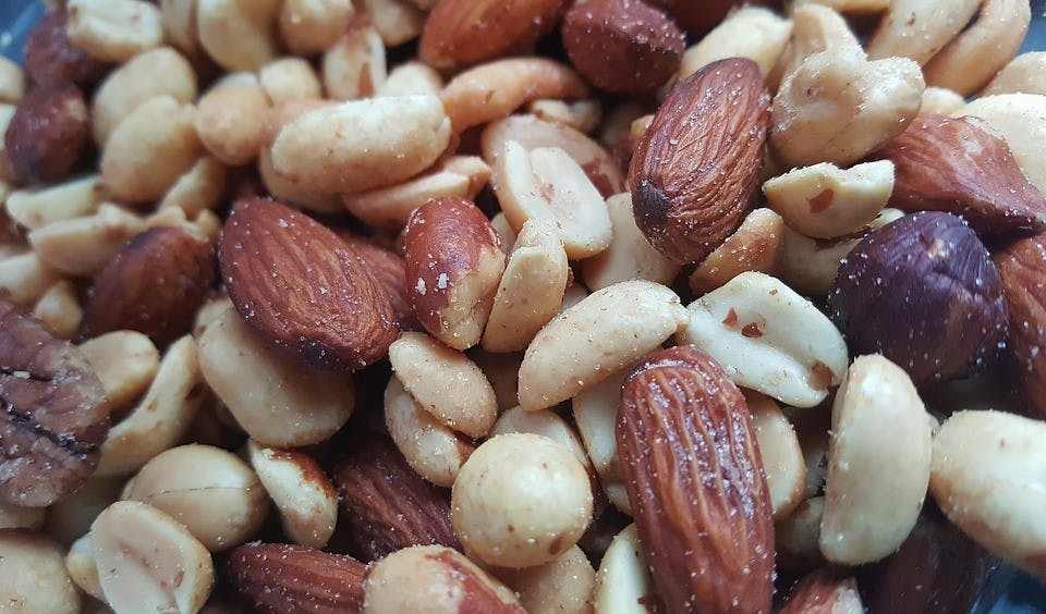A8_Nuts
