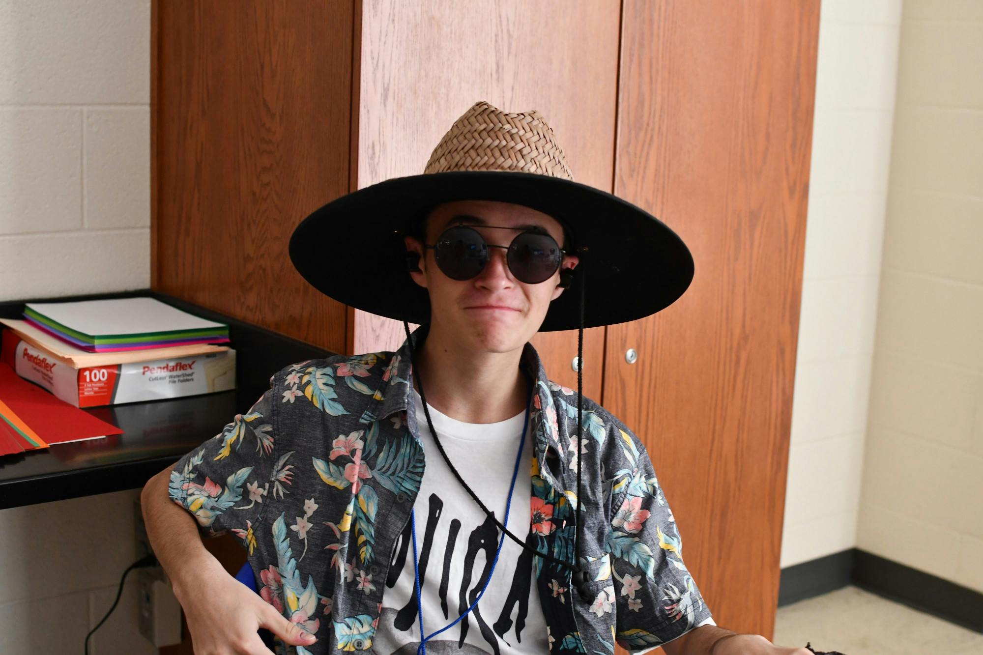 2022 Spirit Week | Tacky Tourist | Gallery