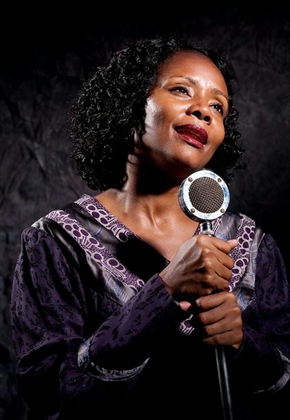 PEARL JAM â€” Tony Award winner Tonya Pinkins stars in â€œBlack Pearl Sings!â€ at the Fordâ€™s Theatre through Oct. 18. The famous songstress steals the show with her booming and melodic voice.