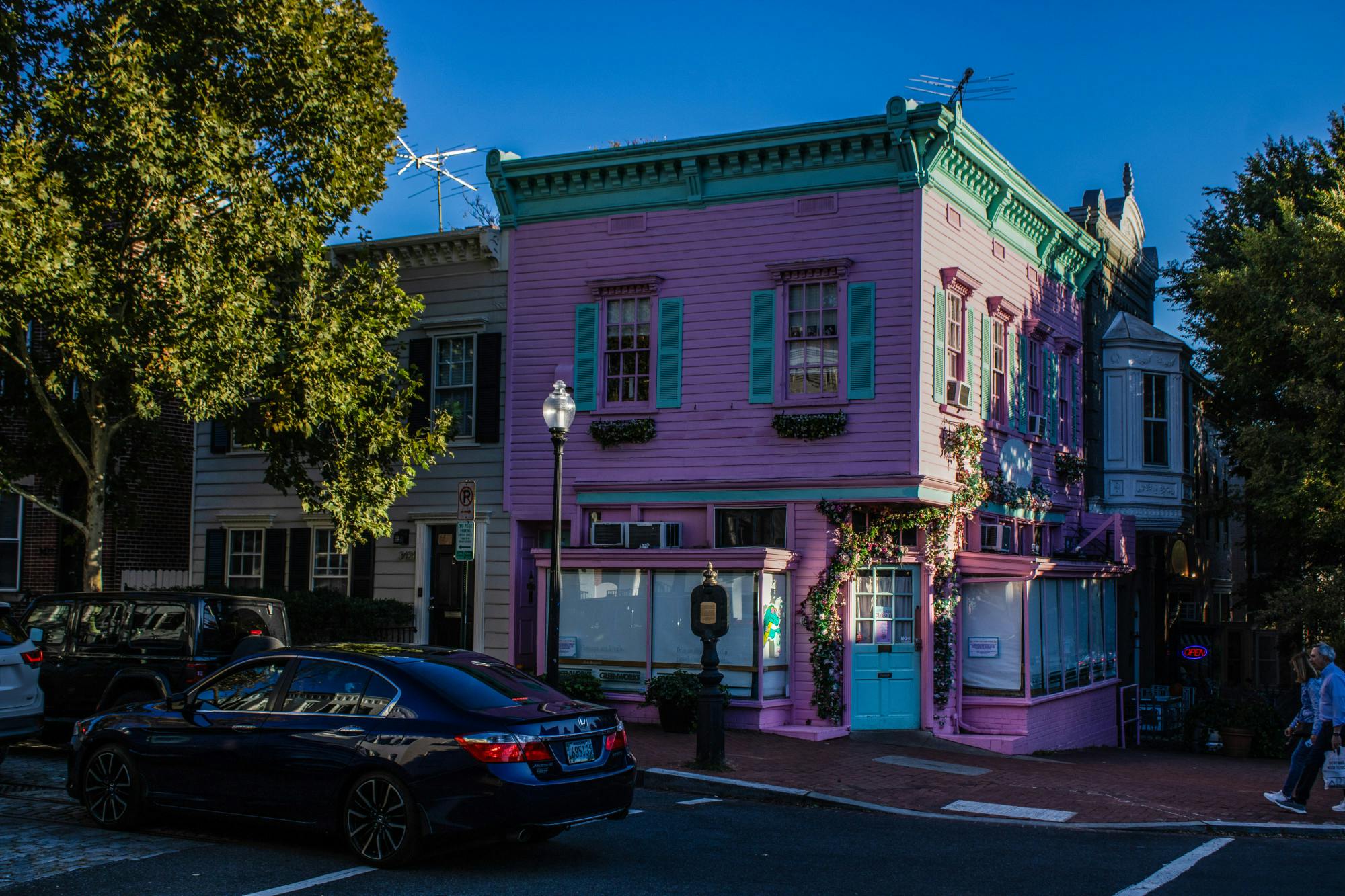 call your mother gtown pic