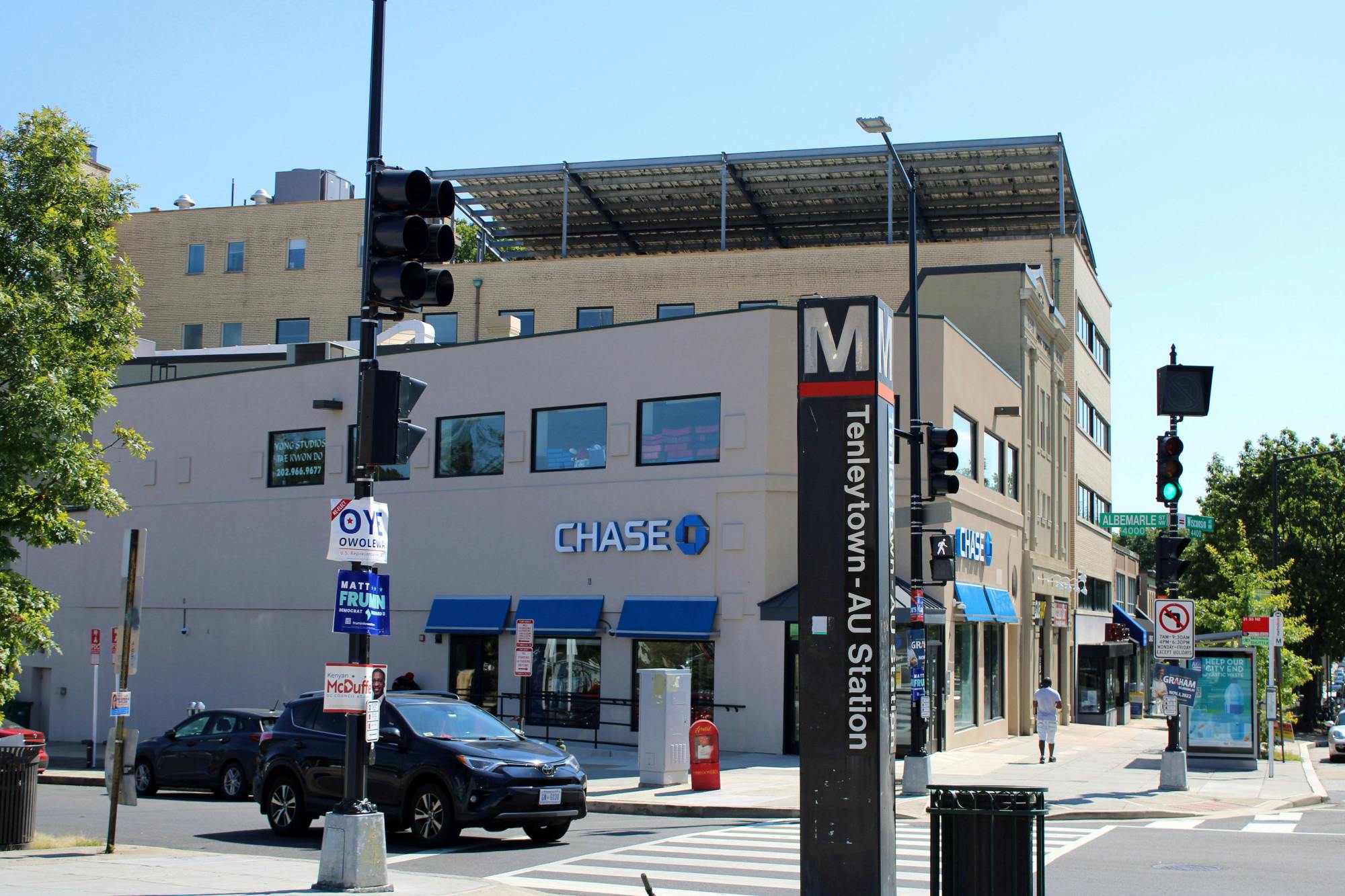 metro budget deficit stock pic