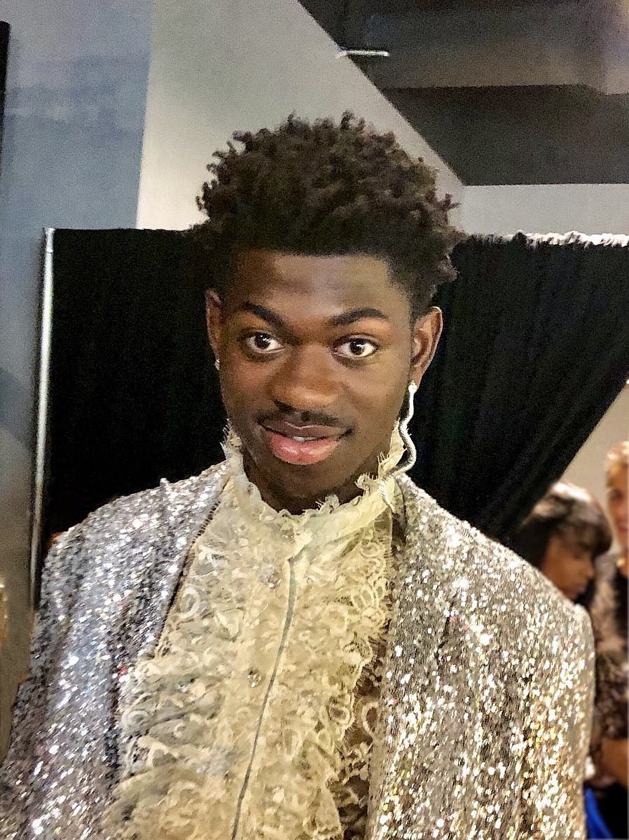 is lil nas x gay yes or no
