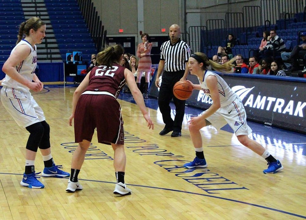 Women’s basketball falters again, loses early lead against Lafayette