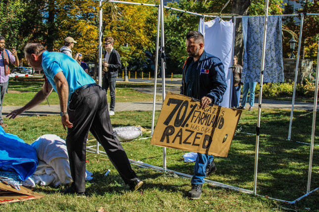 sukkah being taken down pic