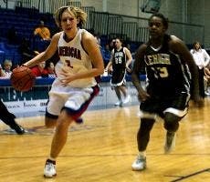 Anna Baran drives against Lehigh on Saturday.