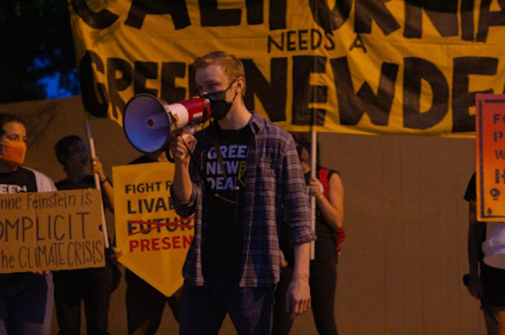 AU Sunrise Hub protests outside Sen. Feinstein’s house in response to West Coast wildfires