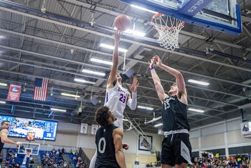 How_Many_to_Change_a_Lightbulb