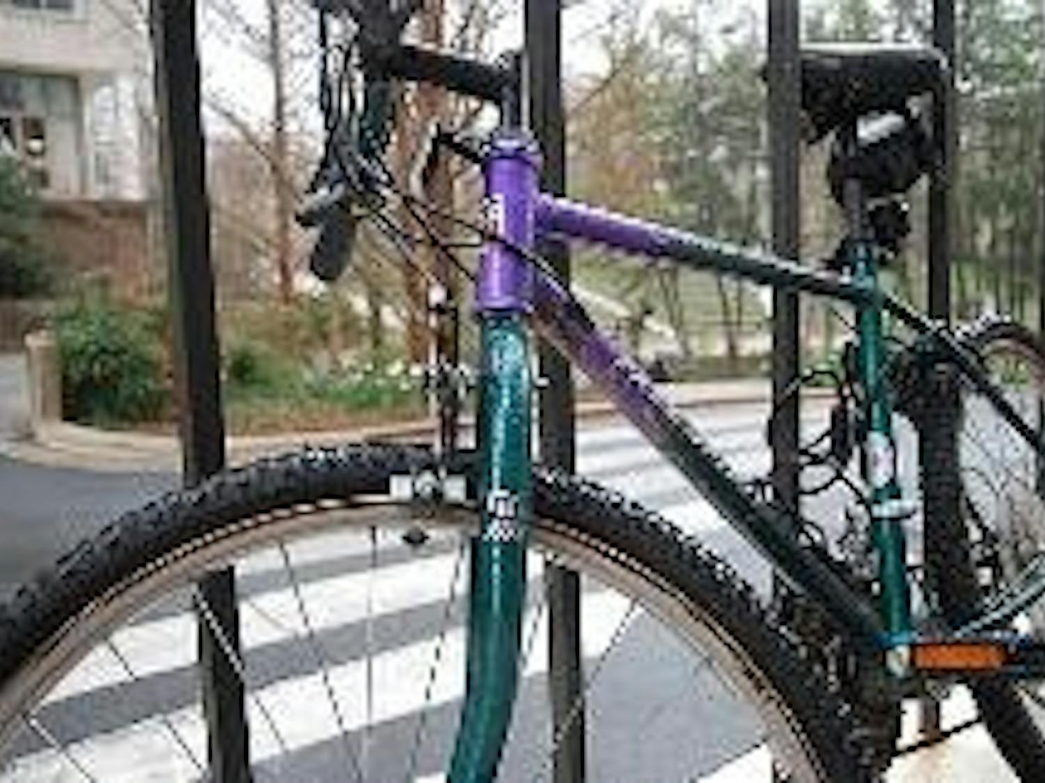 THIS IS NOT MY BIKE - But it could be you bike thieving son of a bitch. I couldn't find a picture of my old bike on Facebook because I NEVER FUCKIN' THOUGHT I WOULD NEED TO TAKE A PICTURE OF MY BIKE. Your incompetence makes me sick. Fuck you.