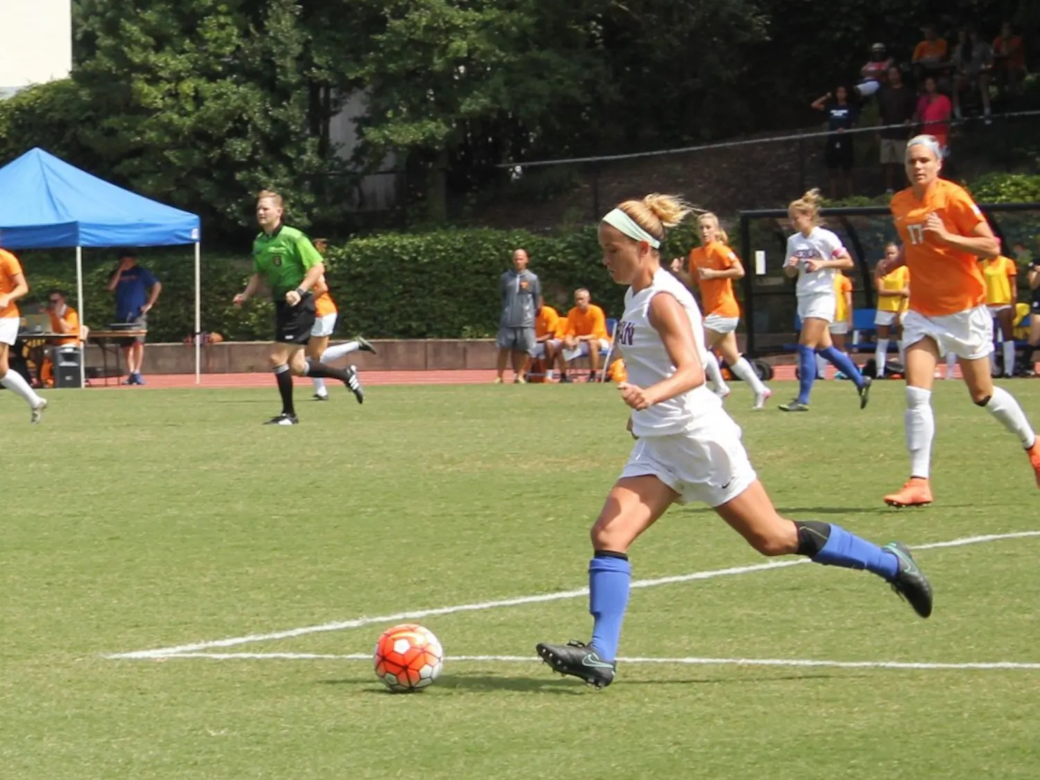 AU suffered its seventh straight defeat to begin the season at the hands of Tennessee on District Day September 4. The Eagles rallied days later to record their first victory against Longwood 1-0 September 8. 