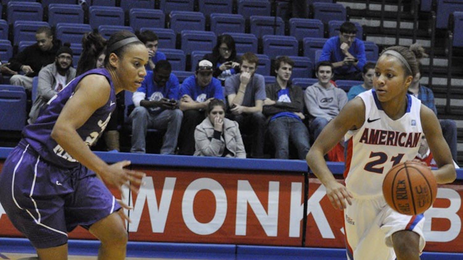 Alexis Dobbs finished with nine points and five assists in the loss.