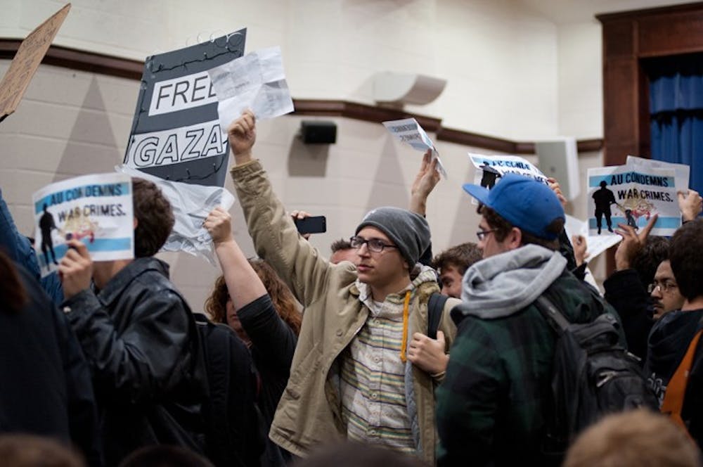 Students stage protest during speaking event with Israeli Defense Forces reservist