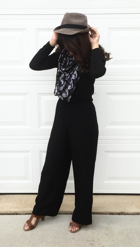 Find a similar scarf here!Find a similar hat here!