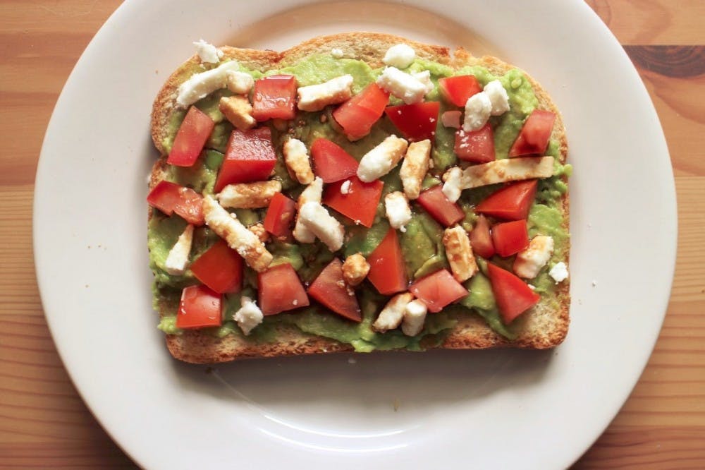 Avocado toast with pico de gallo