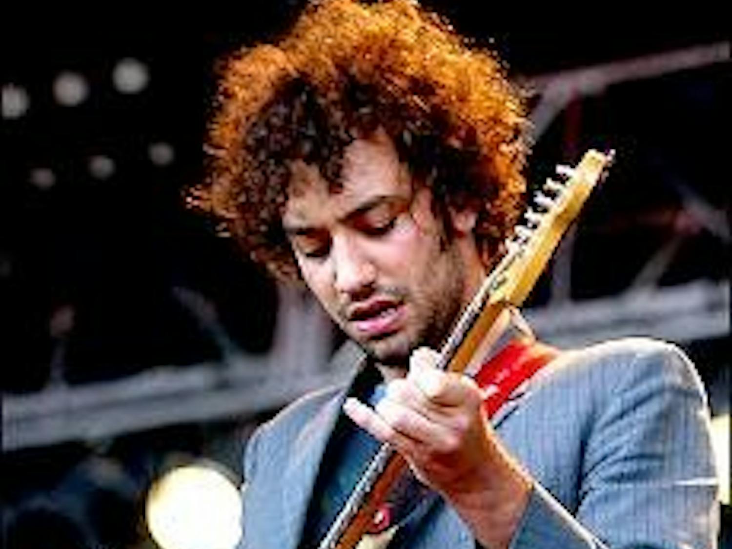 Albert Hammond Jr., of Strokes fame, impressed a crowded 9:30 club Friday night despite his lack of guitar prowess.