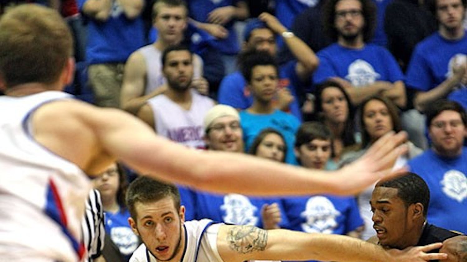 DROPPING THE BALL — Junior Nick Hendra takes the ball up the court in AU’s 49-47 loss to Randolph-Macon College Tuesday night. While it was only an exhibition game, the sloppy play may be a cause for concern. Head Coach Jeff Jones said the squad needs to find an identity in order to win. They play Catholic University on Nov. 8.