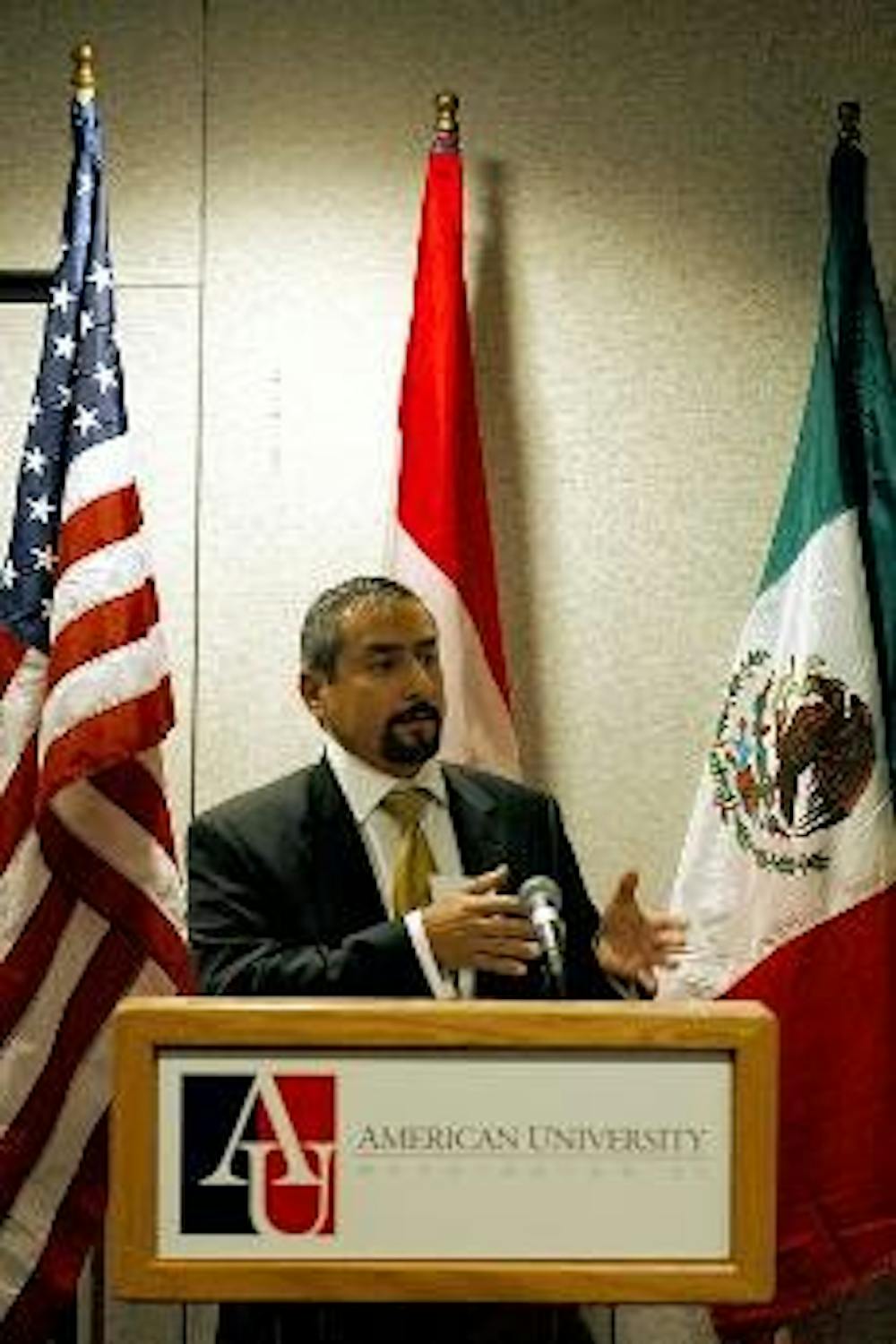 Diplomat-in-Residence Daniel Hern&aacute;ndez discusses immigration.