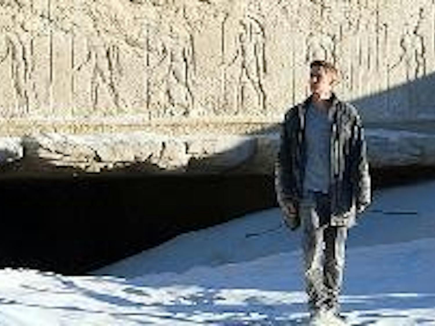 LEAP OF FAITH - Though "Mr. and Mrs. Smith" director Doug Liman infuses "Jumper" with his kinetic action sequences, he cannot save the film from its inherent mistakes: a blatant and stupidly written script, as well as a poor set of principal actors.