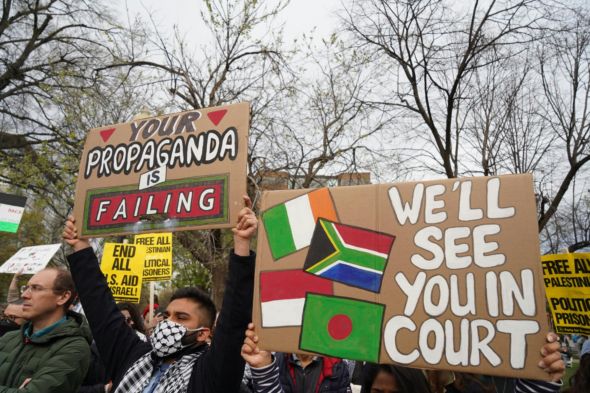 land day palestine protest: cover