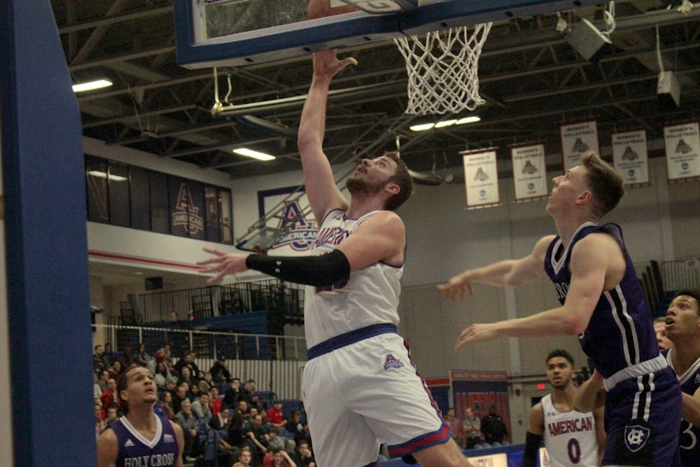 Umass Nabs Men S Basketball Graduate Transfer Gasperini Eagles