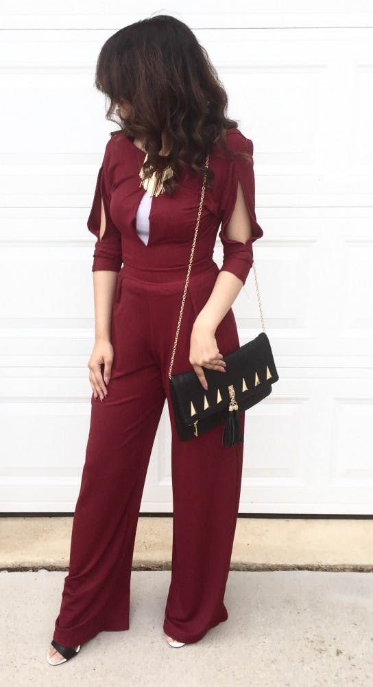 Find a similar clutch here!Find similar shoes here!