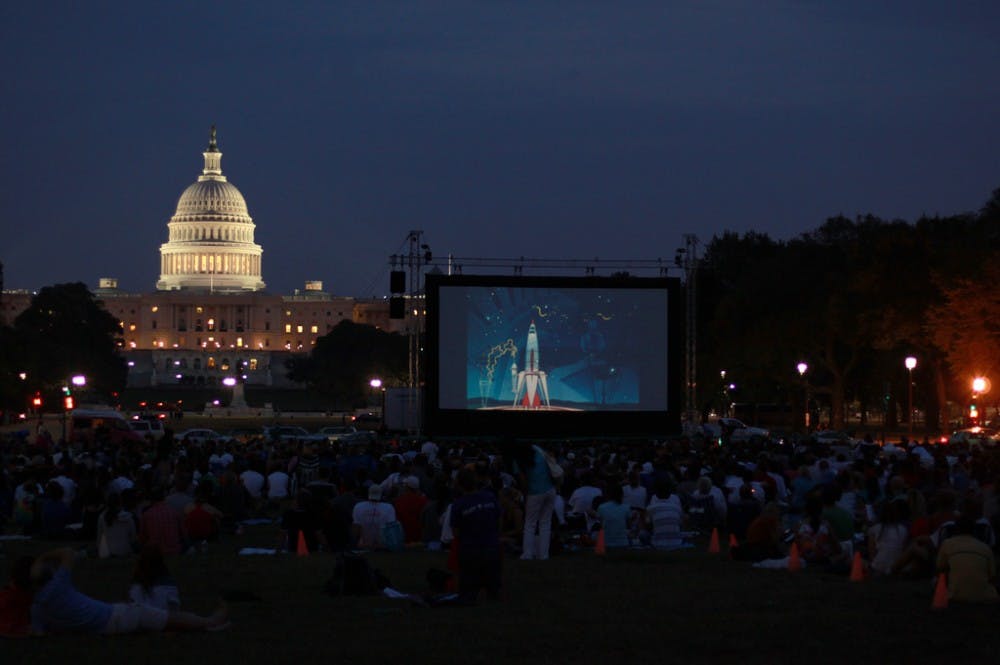 “Screen on the Green” brings classic movies to the Mall