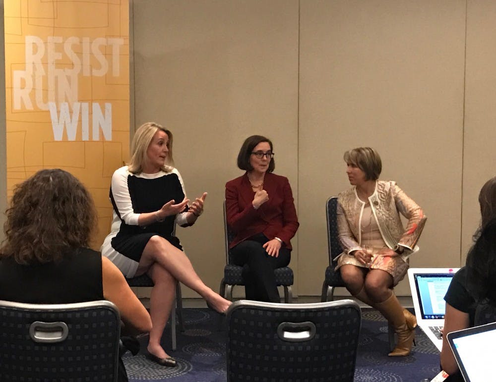 2017 Emily’s List gala honors women in politics