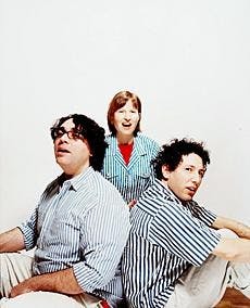 Yo La Tengo's new album made a less-than-stellar impression on Monday's crowd.