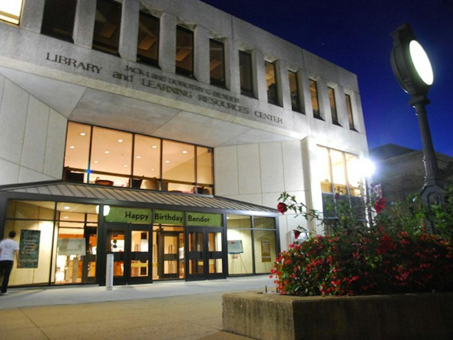 BENDER’S BIRTHDAY PRESENT— Bender continues the revamping process it began over the summer, adding new computers, print stations and booth-style seating. The library also built several new group study rooms and relocated print journals and removed some reference books that are now available electronically in order to make space for new books.