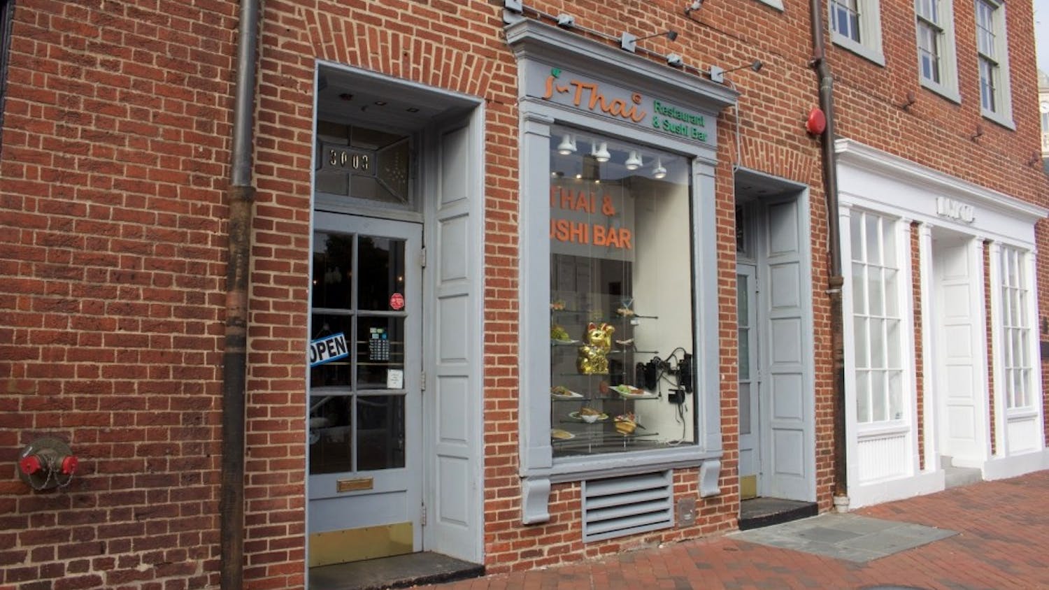 I-Thai Restaurant & Sushi Bar, 3003 M St NW, Washington, DC