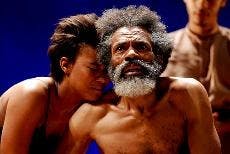 Andr? De Shields as King Lear and Christina Sajous as Cordelia deliver strong performances.