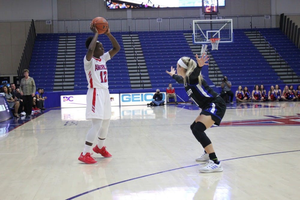 Womens Basketball Indeya Sanders