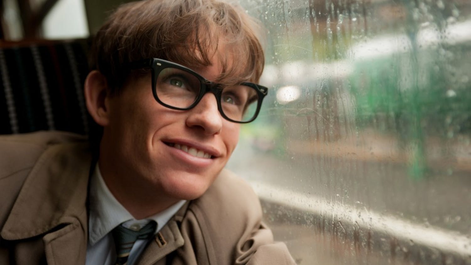 TTOE_D19_ 06191  Eddie Redmayne stars as Stephen Hawking in Academy Award winner James Marsh’s THE THEORY OF EVERYTHING, a Focus Features release.

Photo Credit:  Liam Daniel / Focus Features
