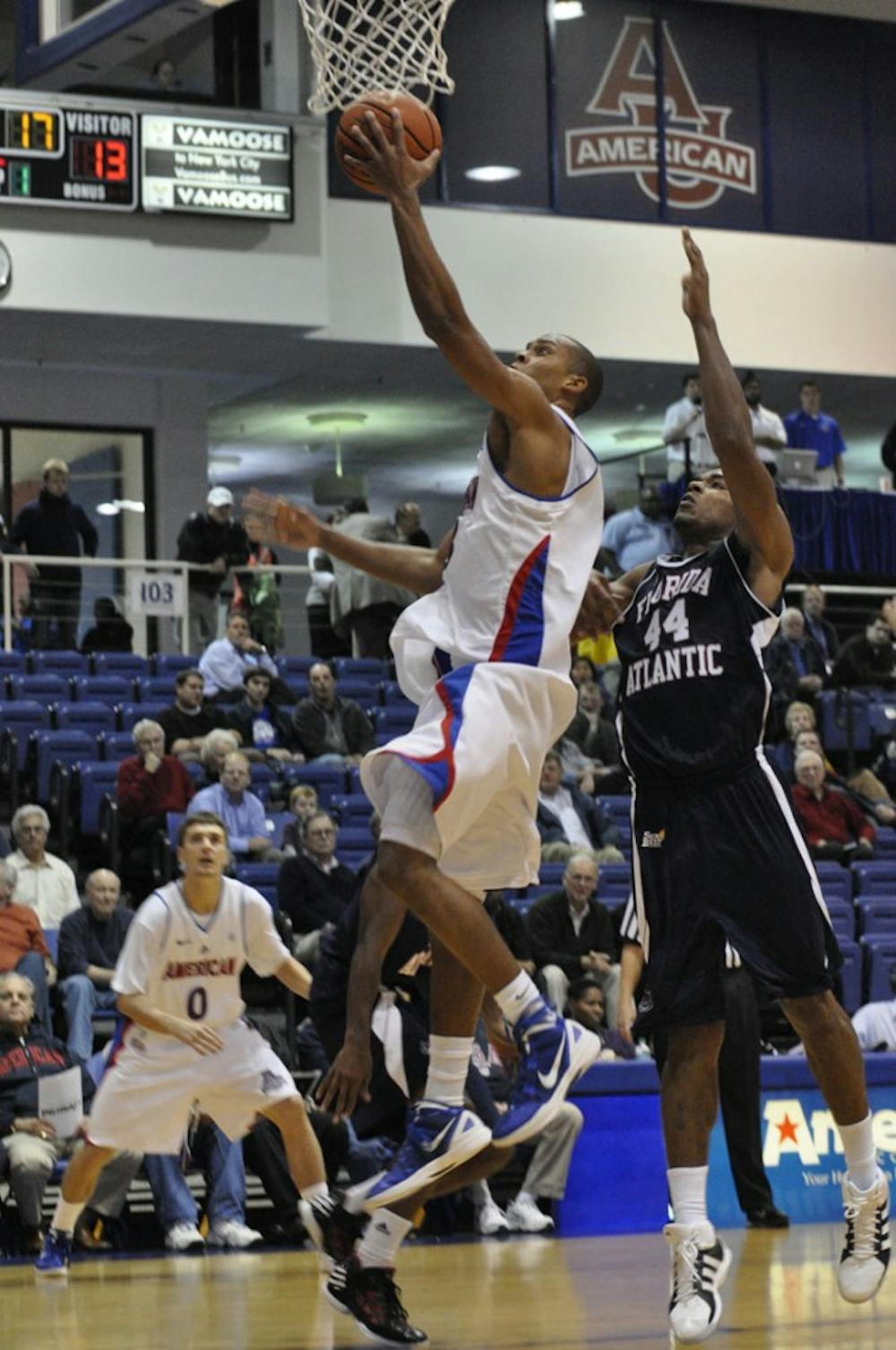 Charles Hinkle poured in 21 points to help the Eagles defeat Columbia. The senior forward is averaging 23.2 points per game, good for ninth in the nation.