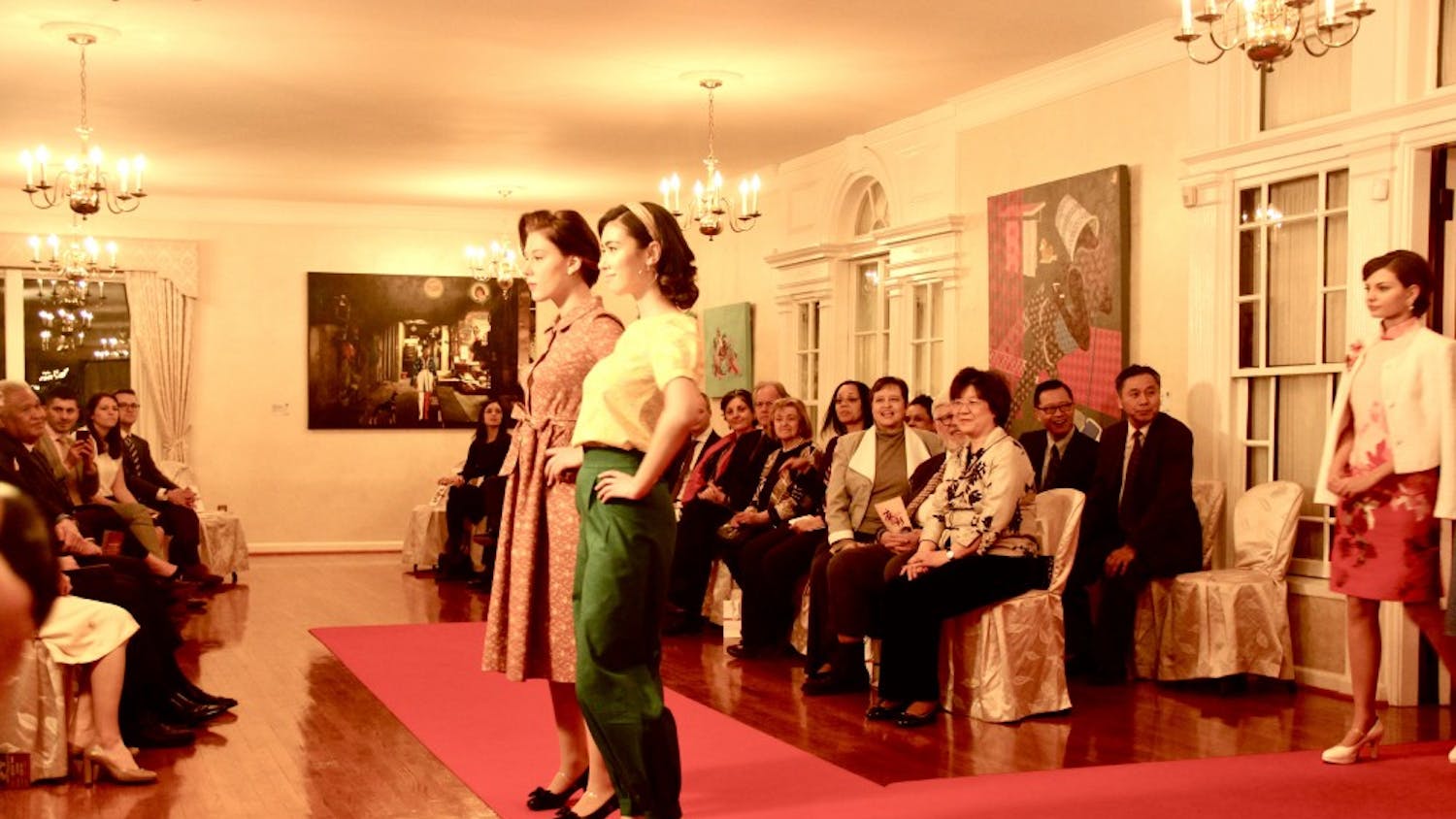 Western culture began influencing fashion in Taiwan in the 1960s. 