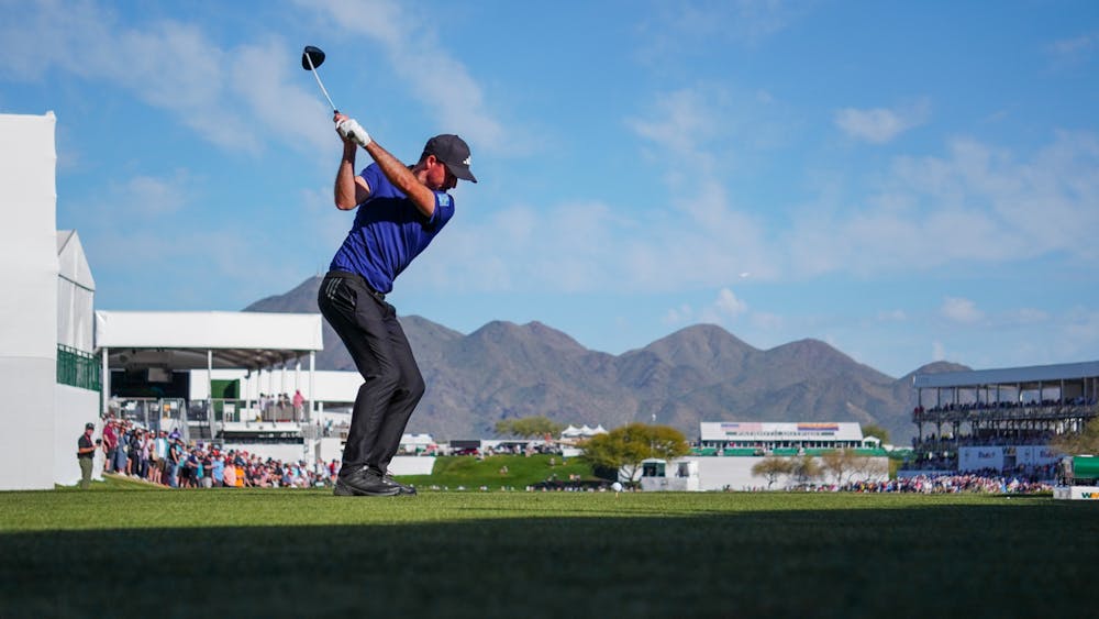 Nick Taylor hits his tee shot on the 17th hole during the final round of the 2023 WM Phoenix Open (Ben Parris/Blaze Radio) 