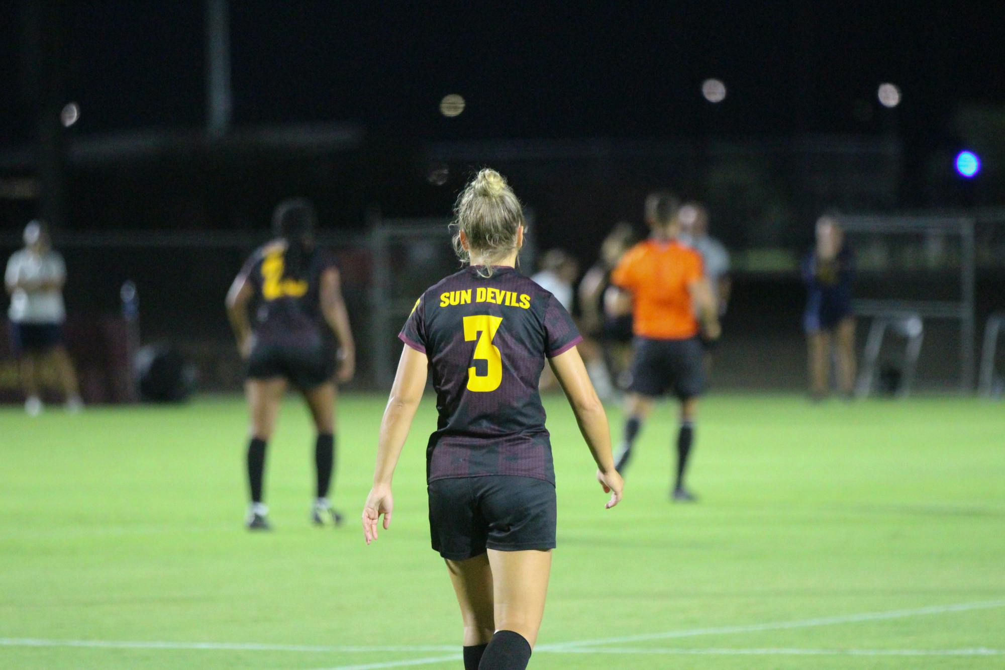 WSOC>>09-29 vs CAL (H.Rogalski) 14.jpg