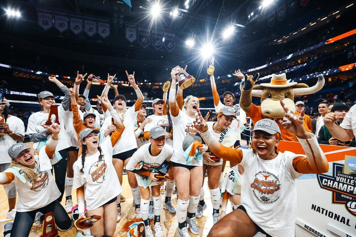 The Texas Women S Volleyball Dynasty Blaze Radio   48c3e8e2 66f7 48d0 A3e2 06542b01384b.sized 1000x1000 