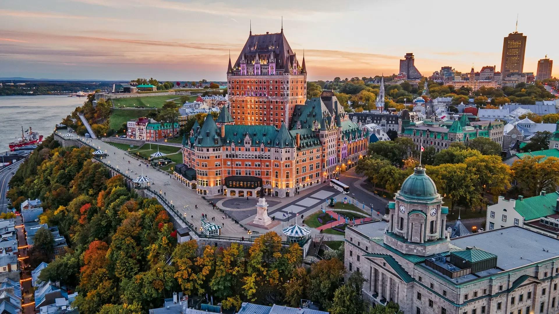 QC-Chateau-Frontenac_hero.webp