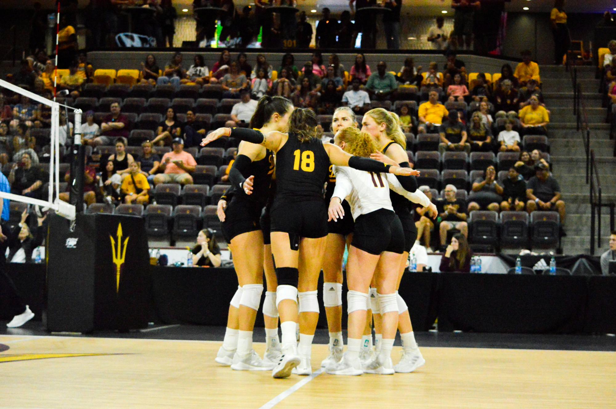Photos: Arizona State Volleyball wins 14th straight over Washington 