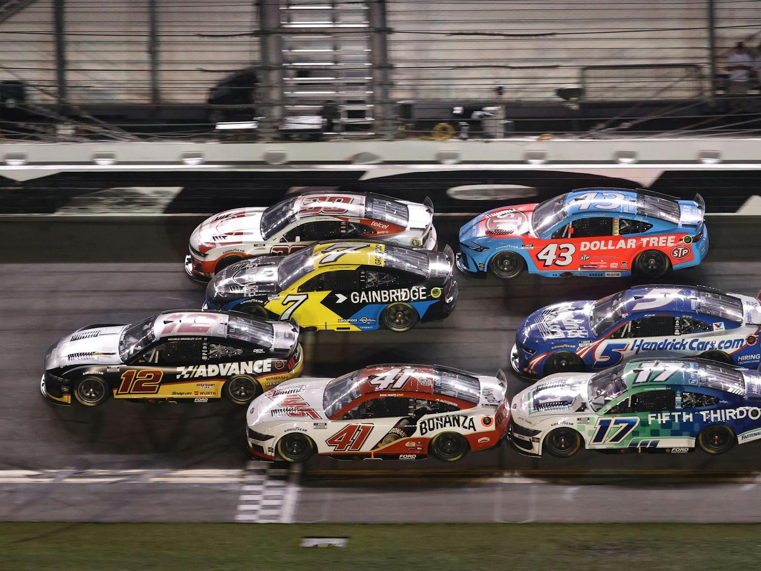 (Photo by Chris Graythen_Getty Images).jpg