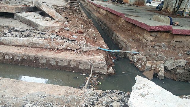Sewage_construction_activity_by_BBMP_2021.jpeg