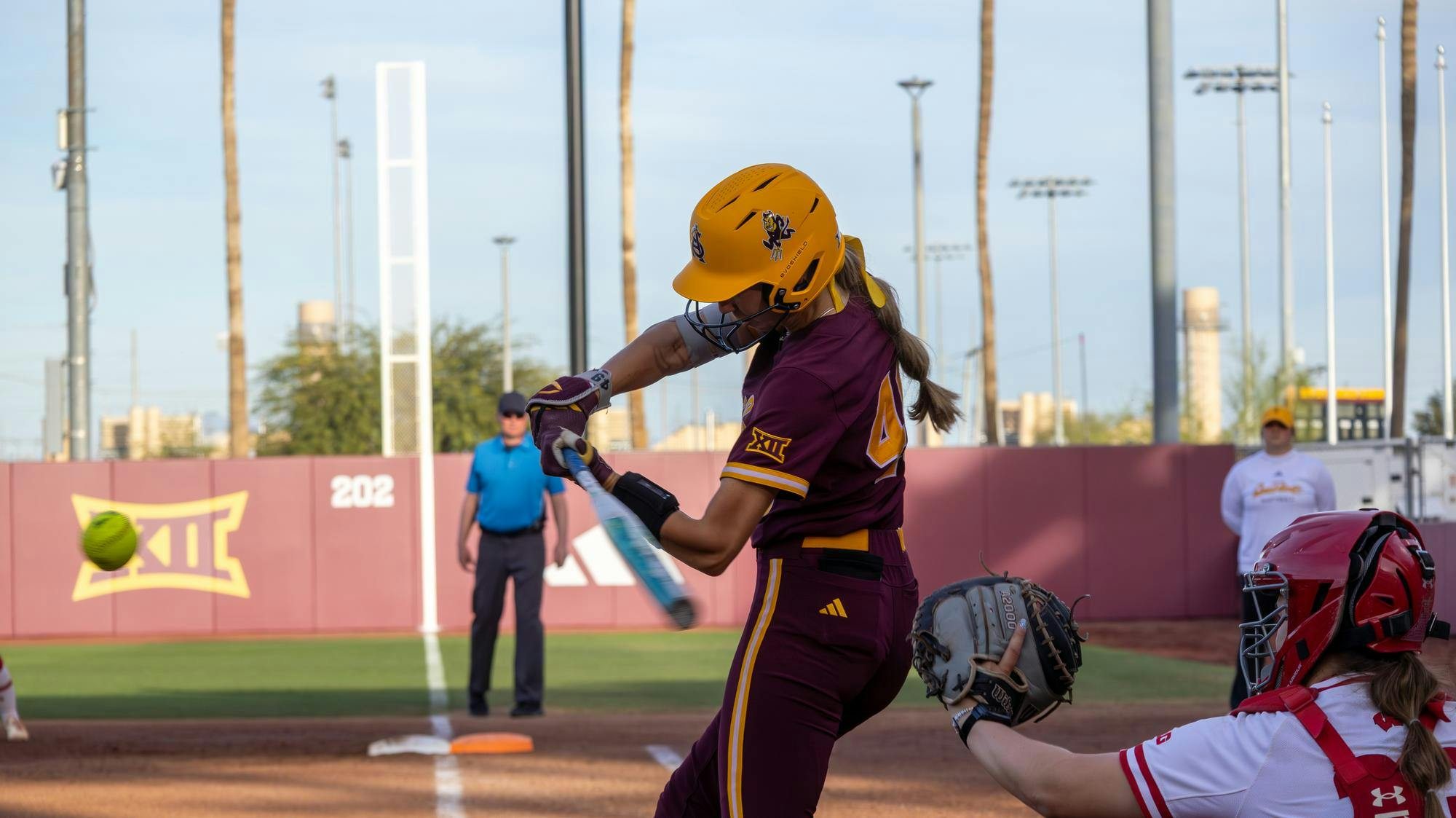 Brooklyn Ulrich hitting.jpg