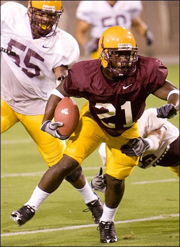 082608_football_01_mb_web