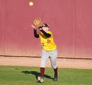 011508_softball_carlson_ab_web2