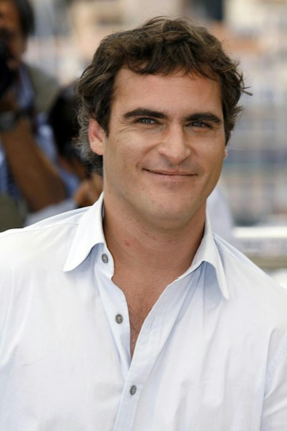 Joaquin Phoenix poses during a photocall for the film "We Own the Night" during the 60th International Cannes Film Festival at the Palais des Festivals in Cannes, France, Friday, May 25, 2007. (Calo-MF/Abaca Press/MCT) 