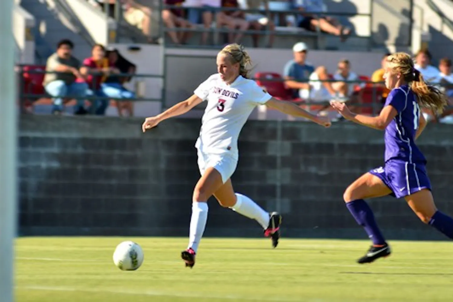 SAVING THE DAY: ASU senior forward Sierra Cook winds up for the game-winning goal during the Sun Devils’ win over Washington on Sunday. Cook’s tally gave ASU a victory on the last home game of the season. (Photo by Aaron Lavinsky)