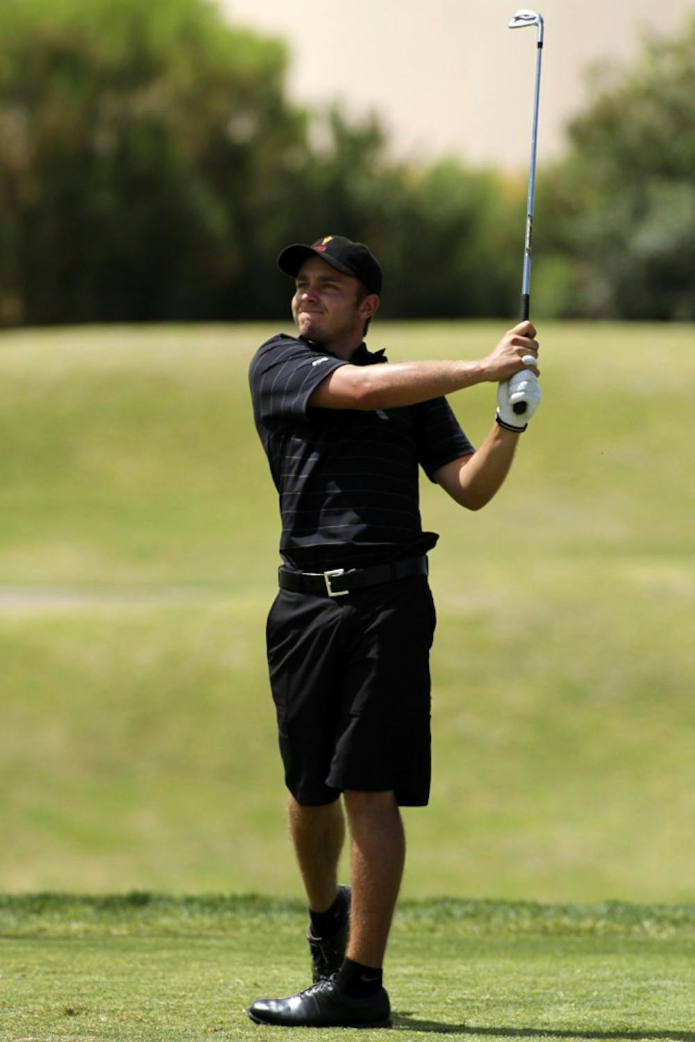 Austin Quick tees off at the ASU Thunderbird Invitational. Quick was one of the bright spots in an otherwise disappointing season for the ASU men’s golf team. (Photo by Sam Rosenbaum)