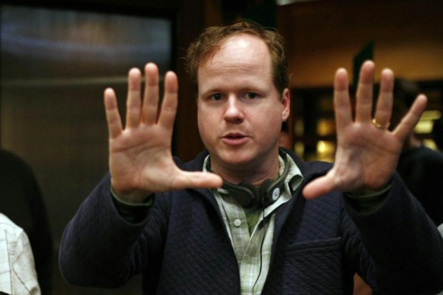 DOLLHOUSE: Joss Whedon (R) directing on set with director of photography Ross Berryman (L). ©2009 Fox Broadcasting Co. Cr: Greg Gayne/FOX